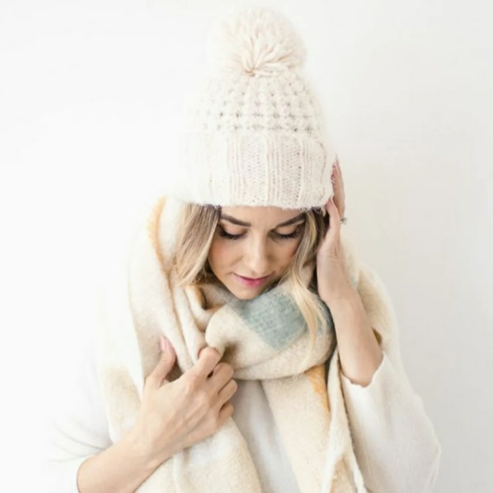 Lauren Conrad LC Cream Beige Seafoam Green Plaid Blanket Scarf Wrap NWT